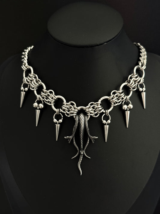 MORA NECKLACE