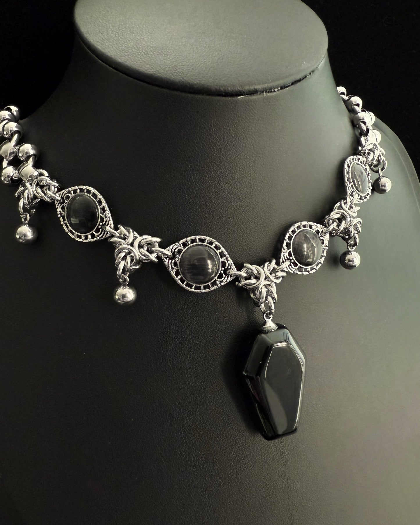 THANATOS NECKLACE