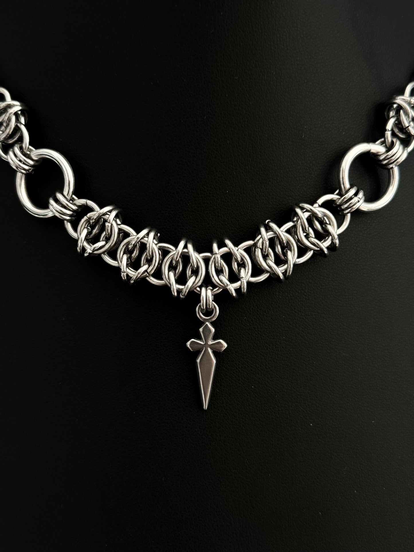 LILA NECKLACE