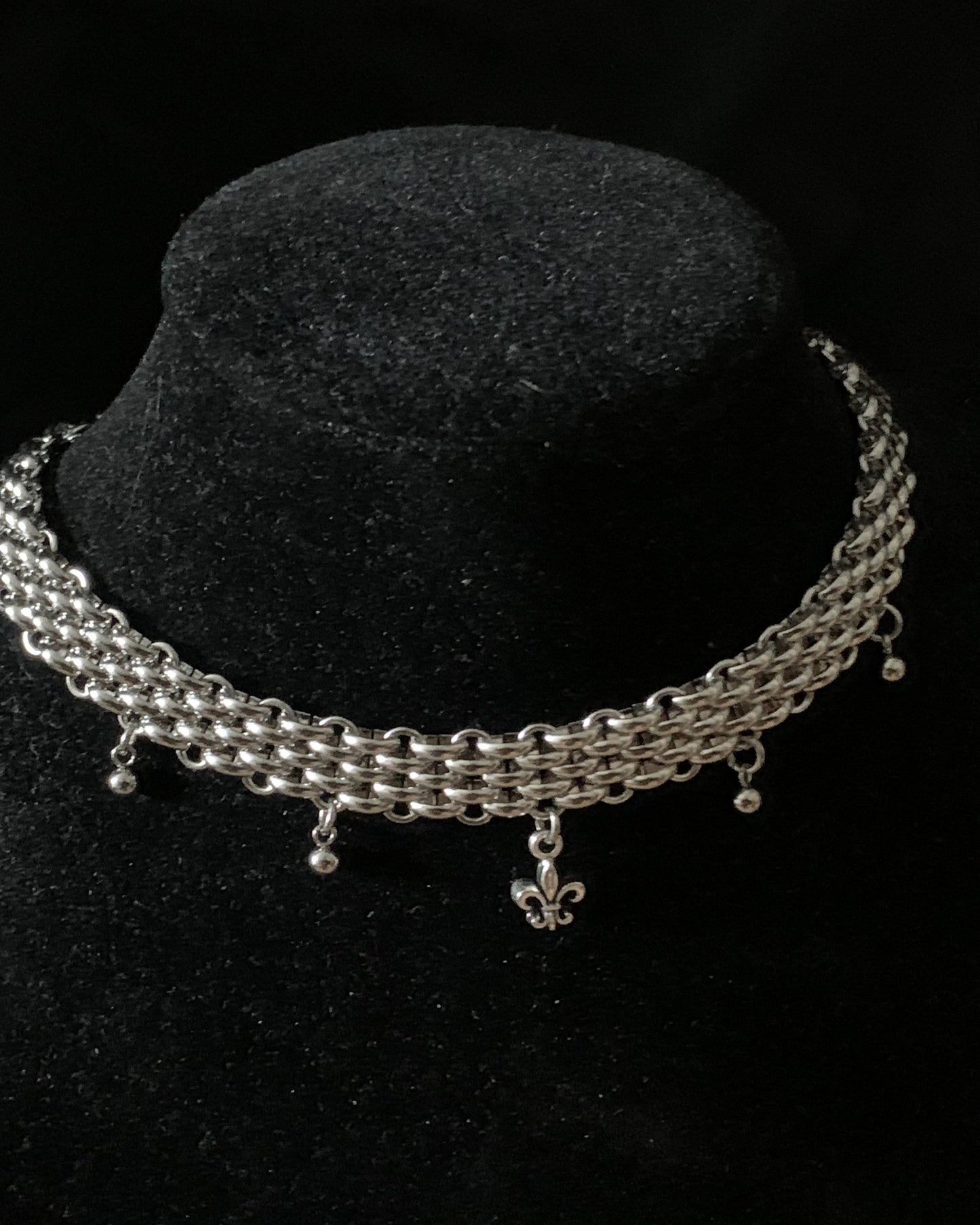Fleur de Lys necklace