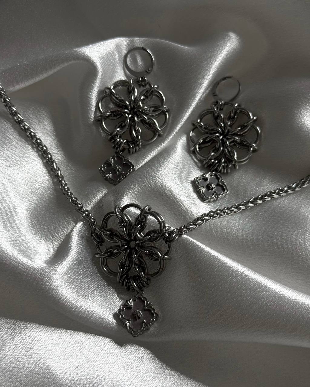 KAI EARRINGS