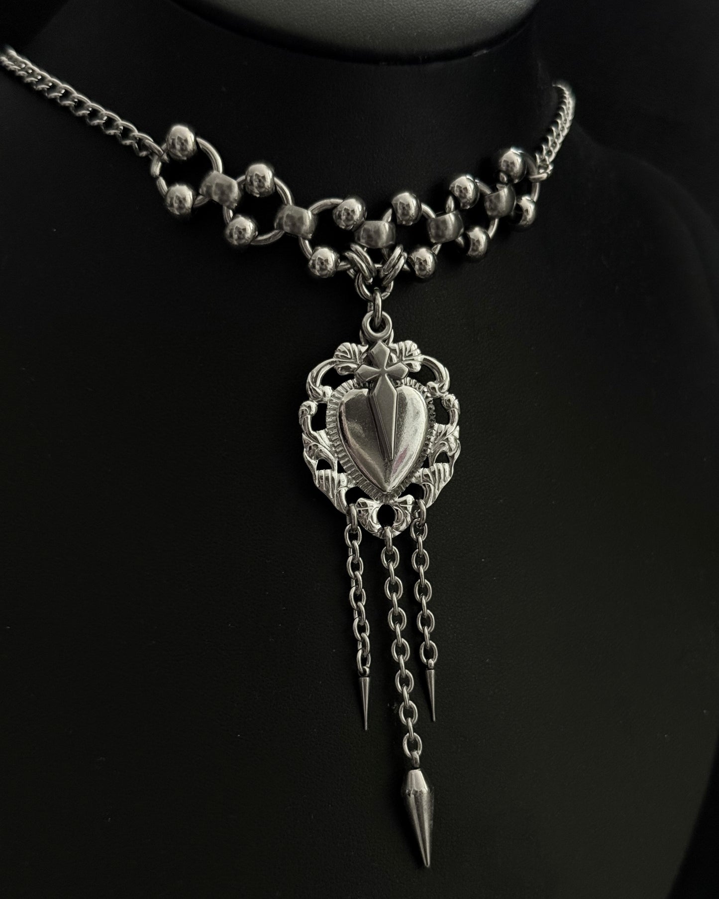Opium necklace
