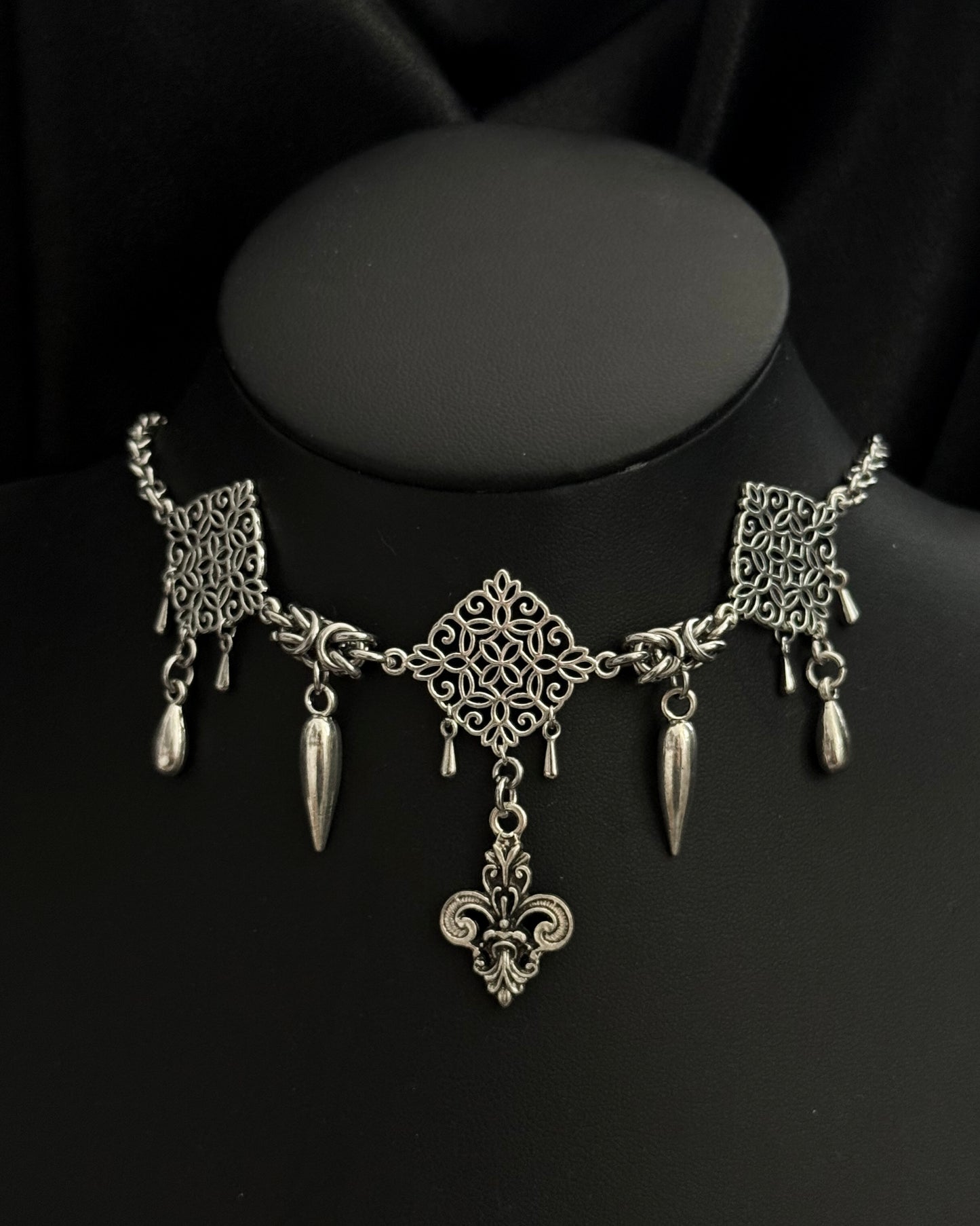 SATO NECKLACE