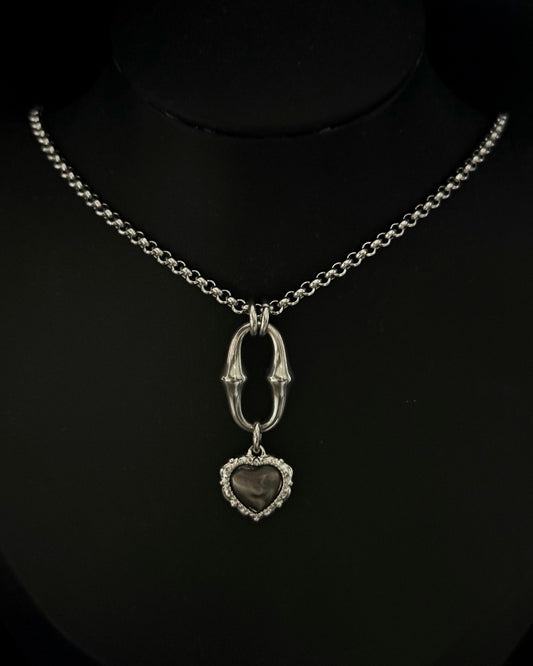 POISONED HEART NECKLACE