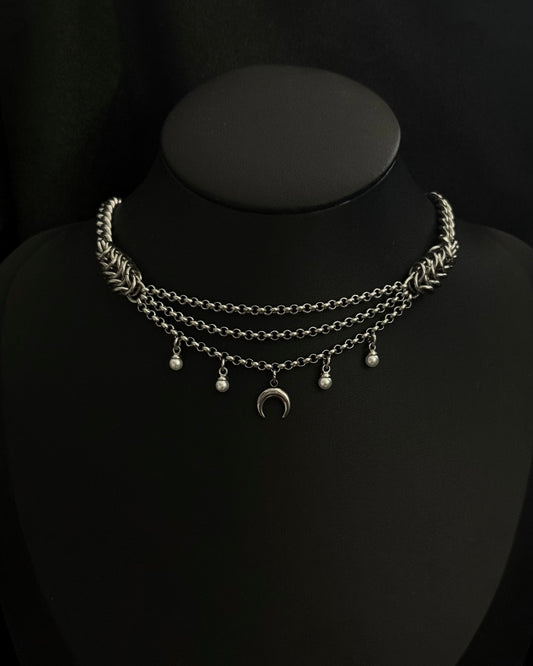 UMIO NECKLACE