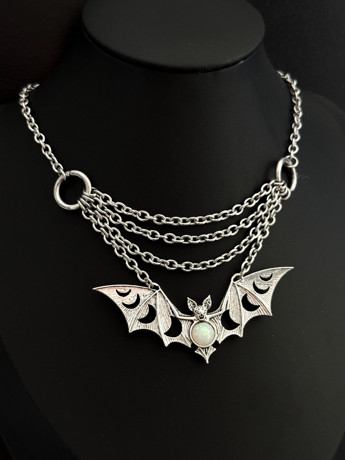 FLAI NECKLACE
