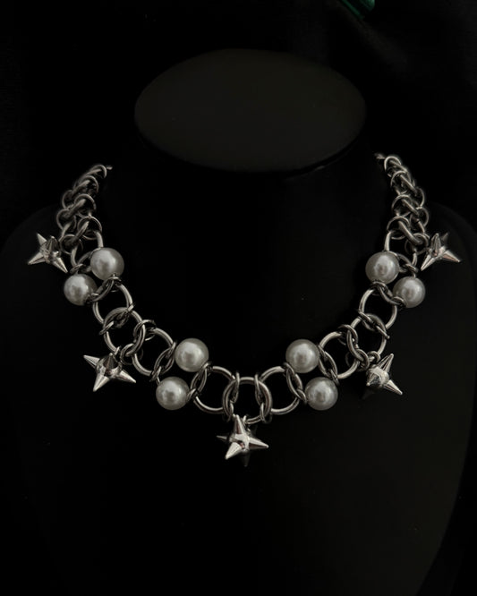 IRO NECKLACE