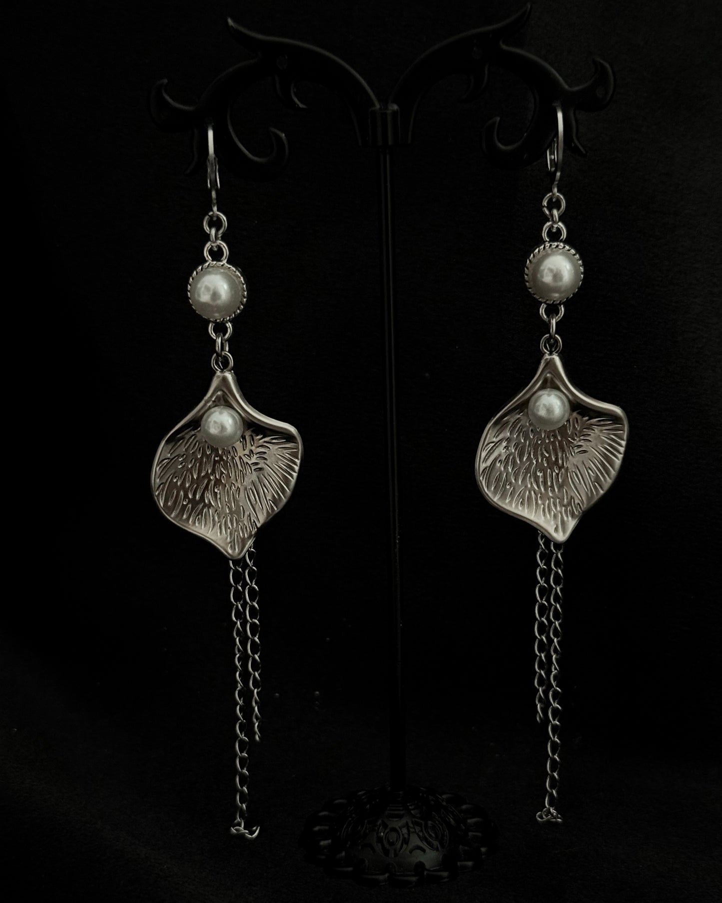 KIU EARRINGS