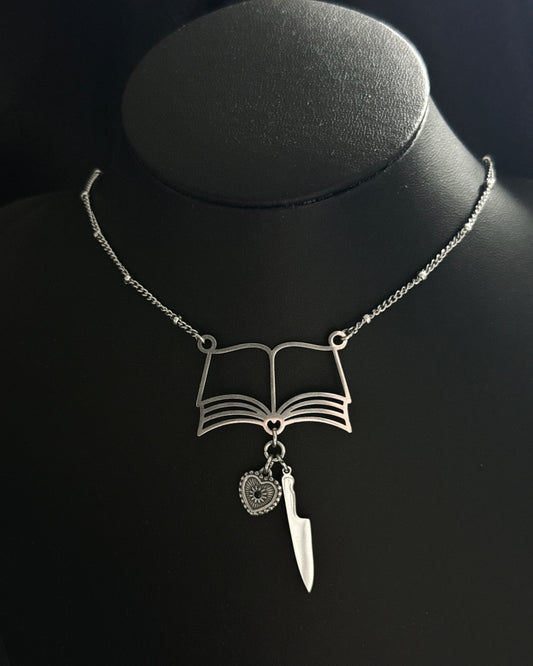 DARK ROMANCE NECKLACE