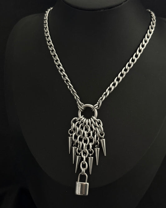 ESCAPE NECKLACE