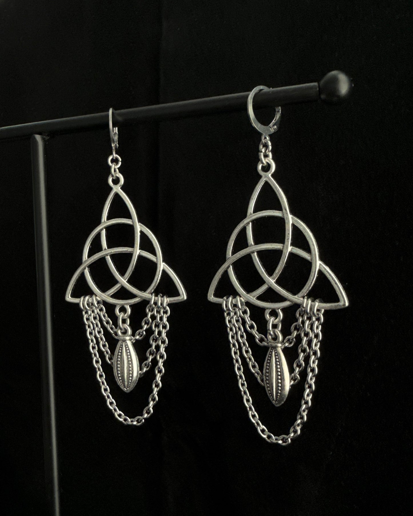 Fate earrings