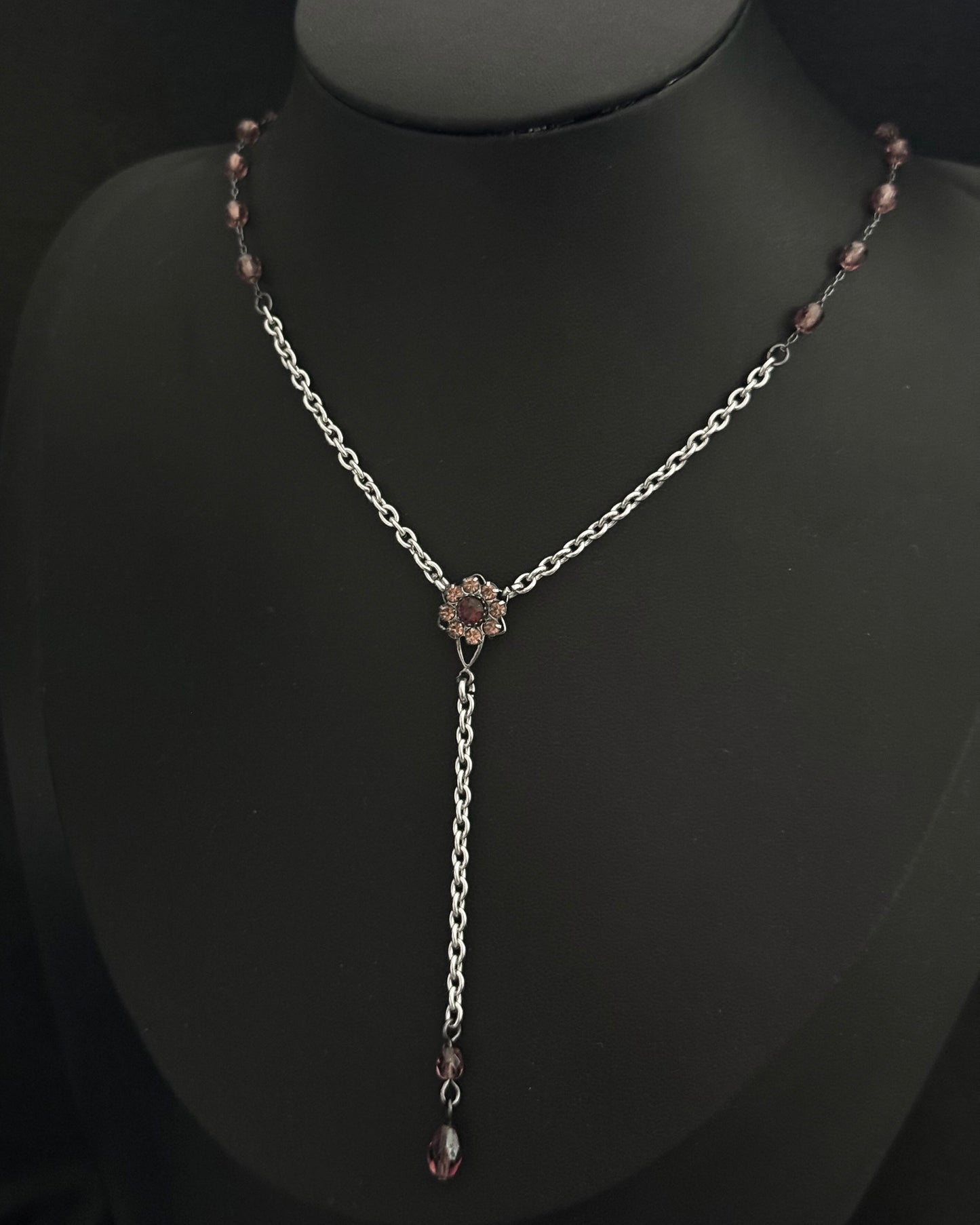DELI NECKLACE