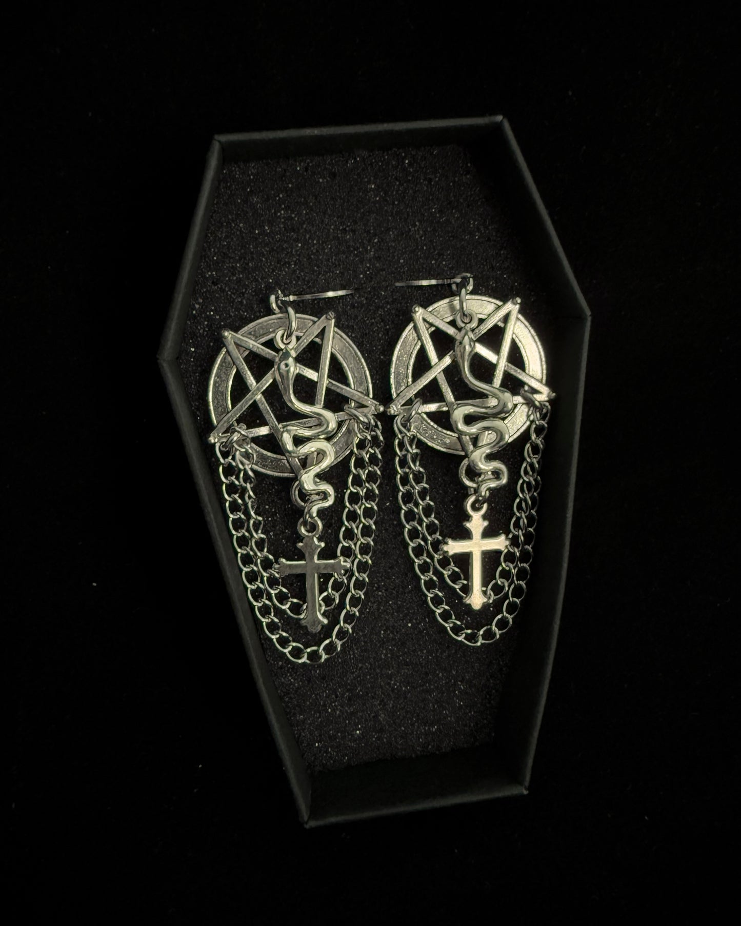 Venomous Pentagram earrings