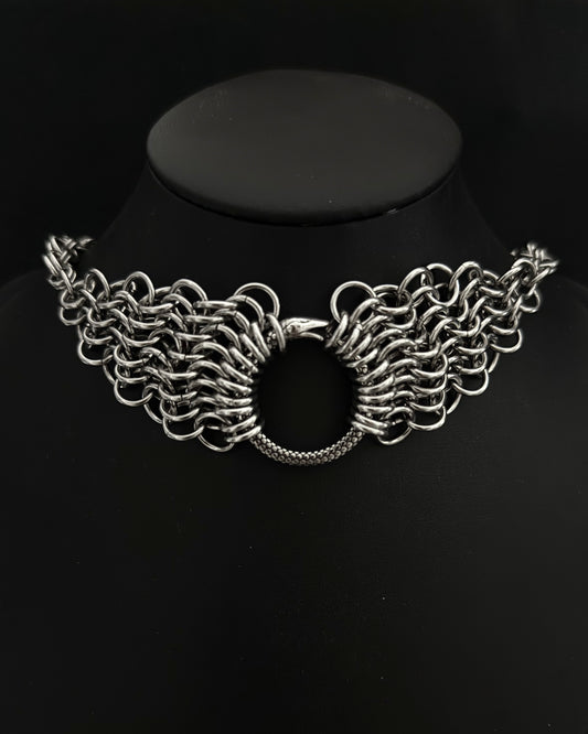 HEBI NECKLACE