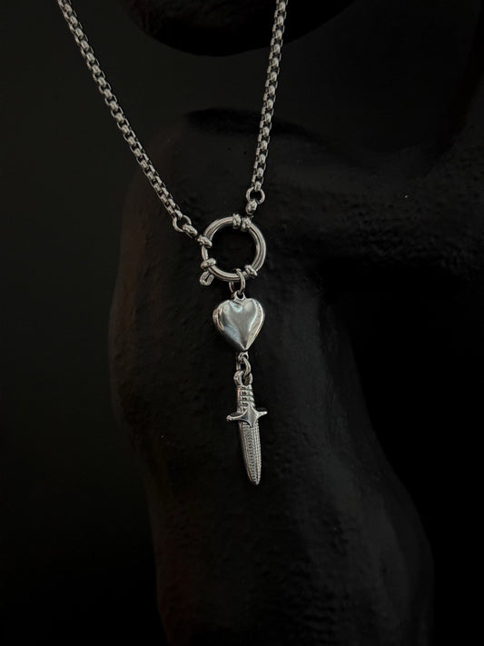 BLADE OF AFFECTION NECKLACE