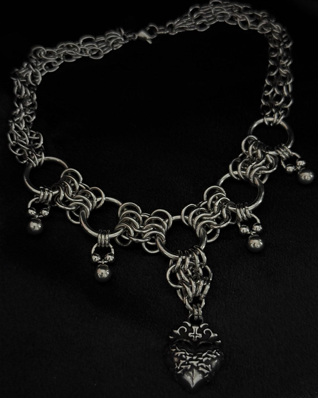 CHAINS OF DESIRE NECKLACE