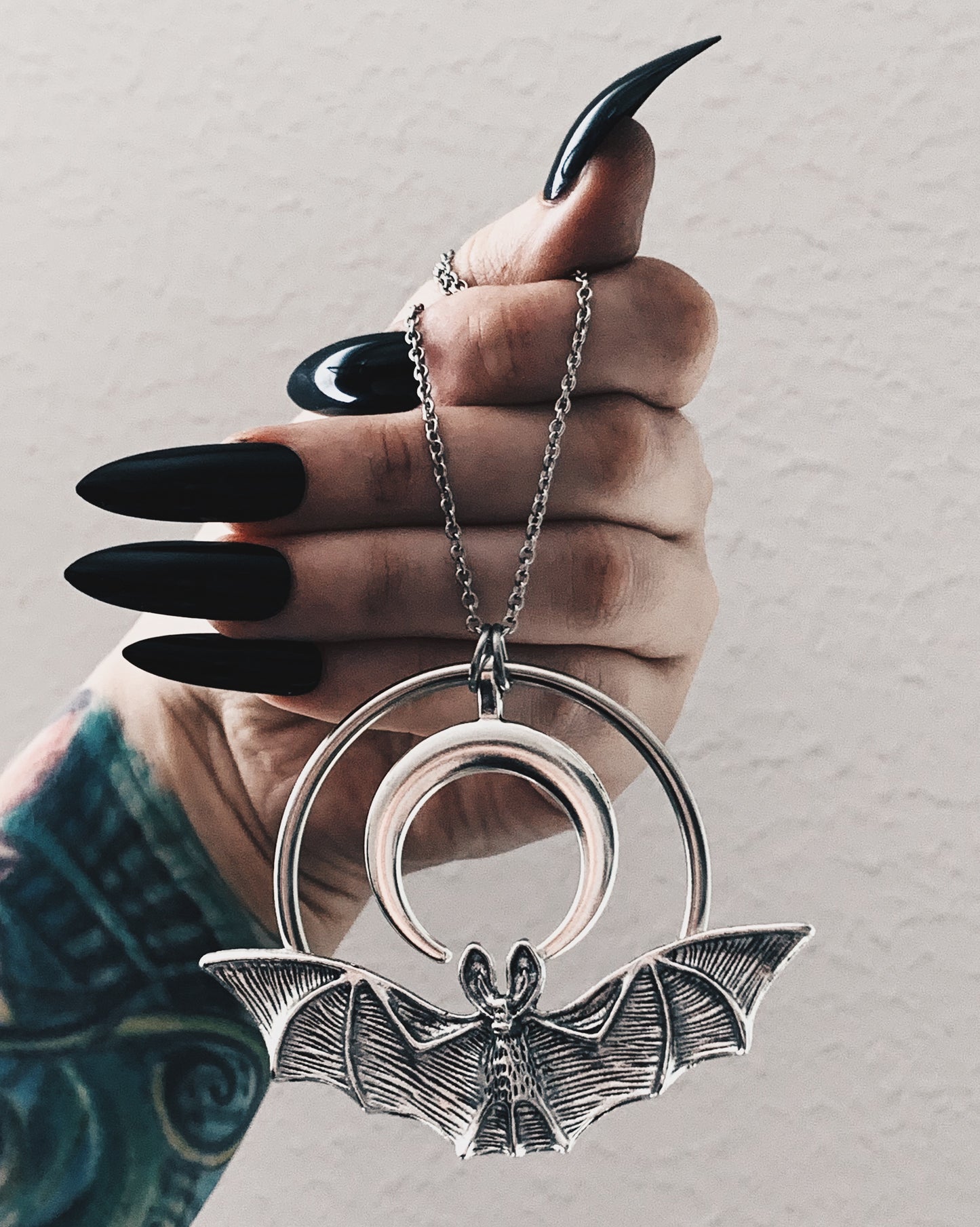 Evoke necklace